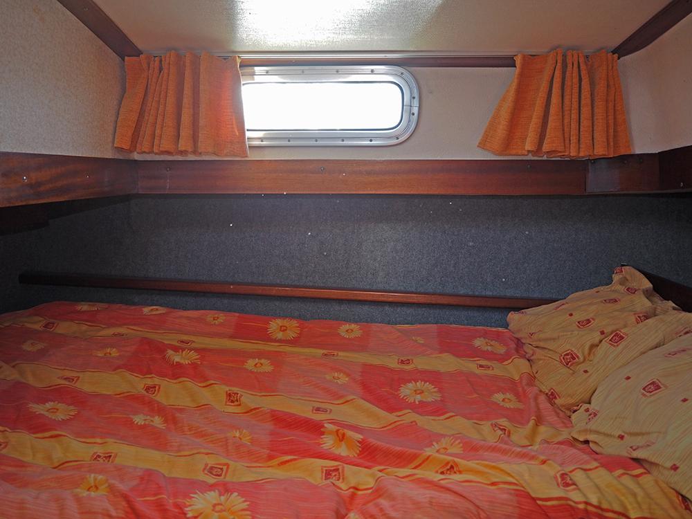 Aft cabin, Accommodation
